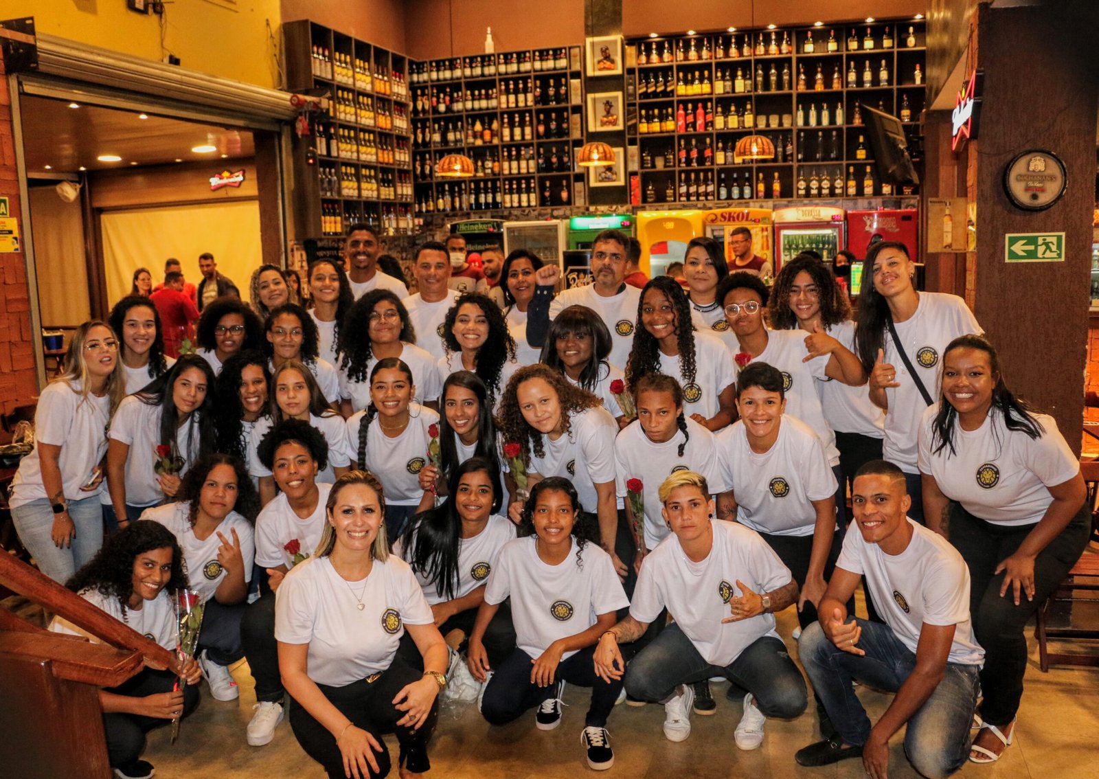 Com a presença de presidentes, Sobradinho apresenta elenco  feminino