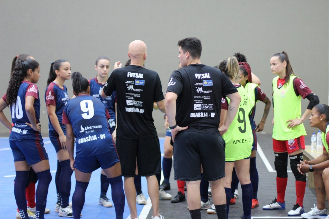 APCEF/ADEF estreia neste sábado na Liga Feminina de Futsal (LFF)