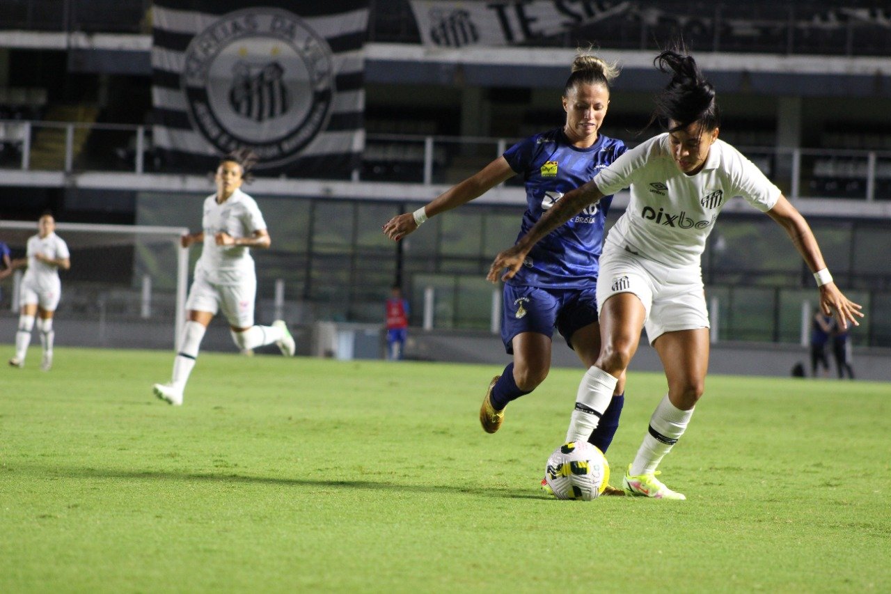 Após bom início, Cresspom é goleado pelas Sereias da Vila