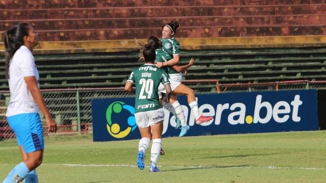 Real Brasília perde mais uma e sai do G8 do Brasileirão Feminino