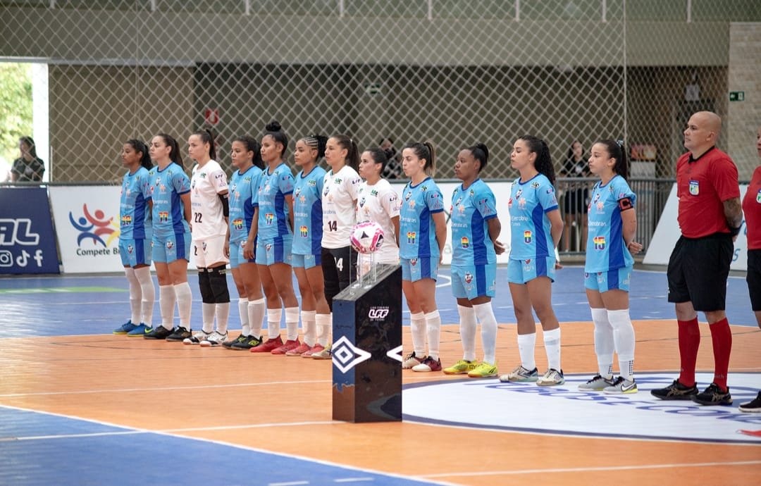 De virada, APCEF/ADEF vence na Liga Feminina de  Futsal Feminina