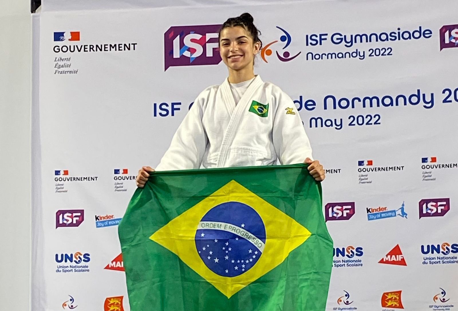 Bianca Reis garante ouro em Olimpíadas Escolares na França