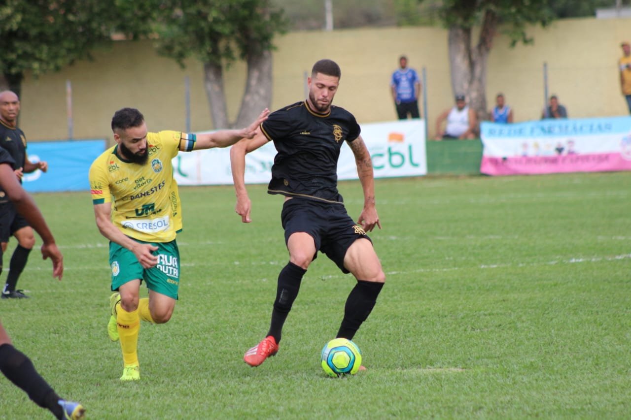 Brasiliense perde e terá que tentar reverter o resultado em casa