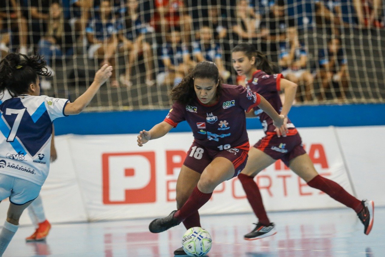 APCEF/ADEF faz bonito na Taça Brasil Sub-20 de Futsal Feminino e termina em 3º lugar