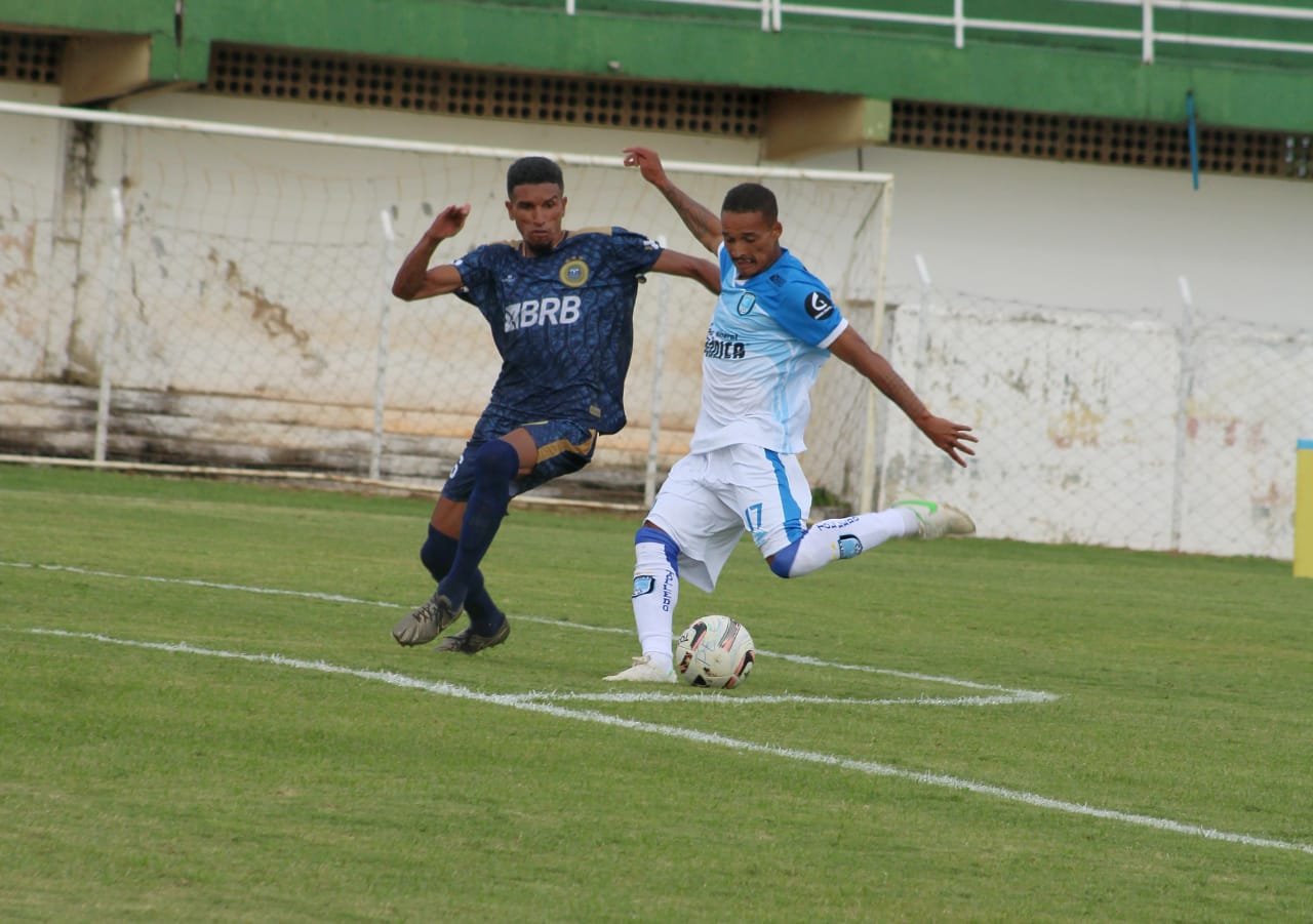 Capital agenda amistosos de preparação para o Candangão