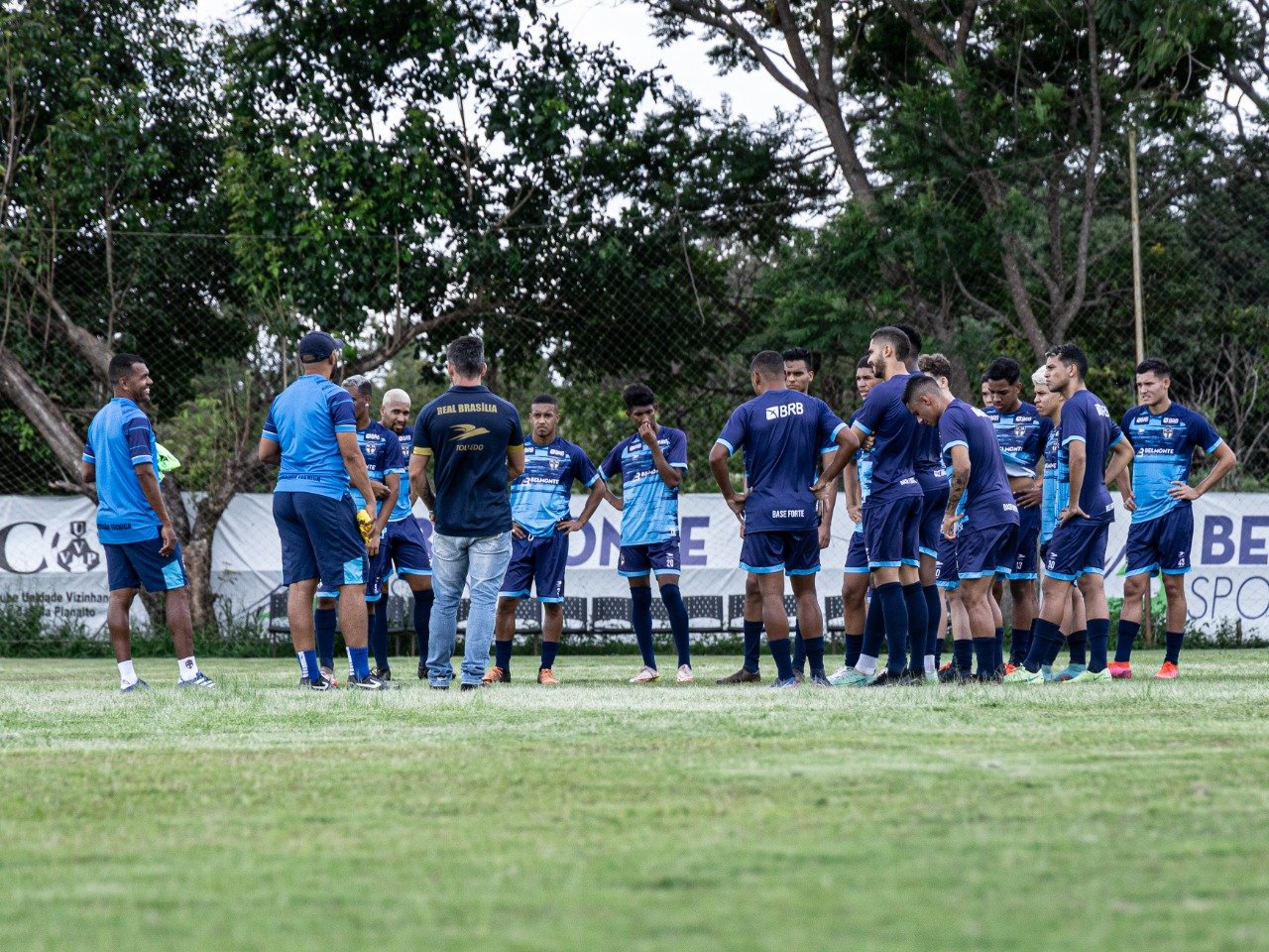 Real Brasília apresenta elenco do time na volta à elite candanga