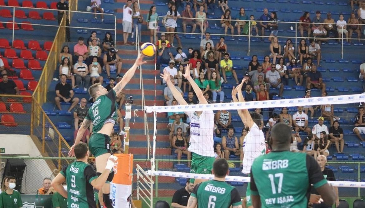 De virada, Brasília Vôlei é derrotado e briga contra o rebaixamento se torna missão quase impossível