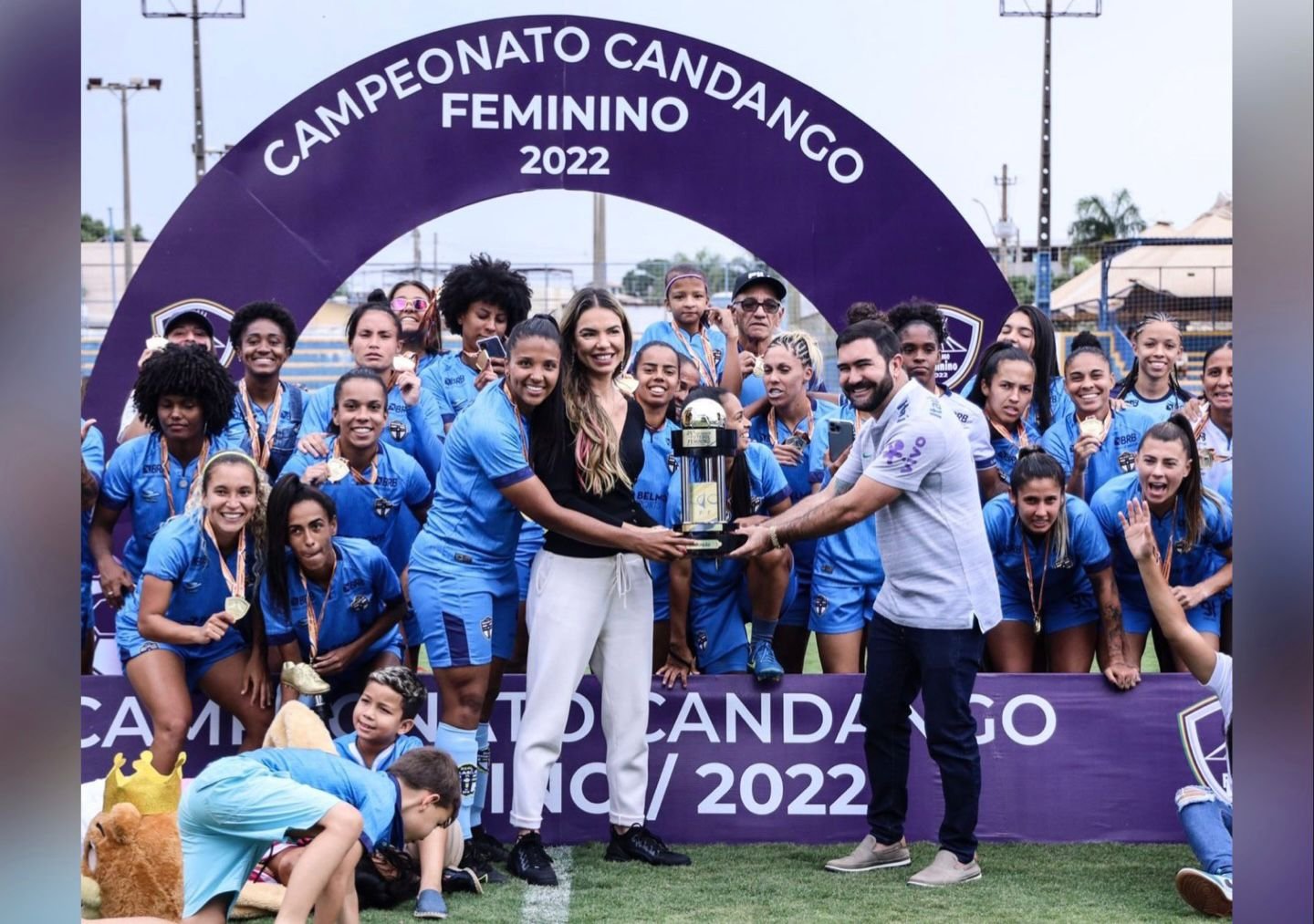 A bola é delas: conheça a história do futebol feminino no DF