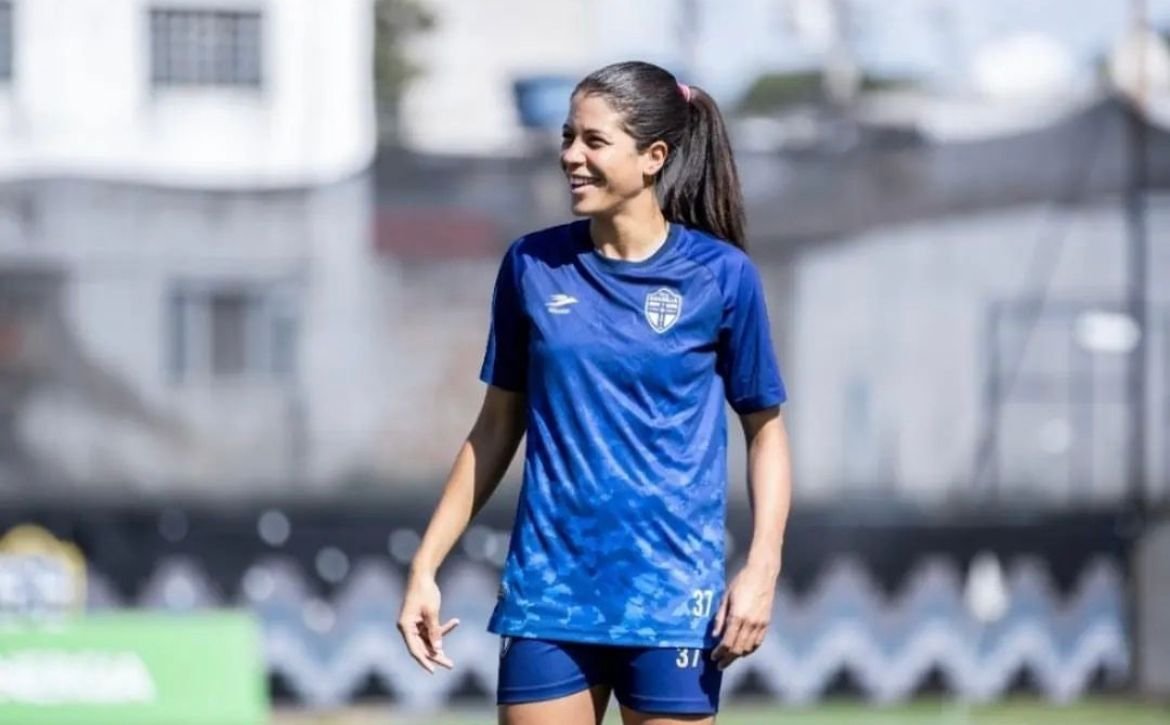 Artilheira do DF concorre a prêmio de melhor jogadora de futebol feminino em Israel