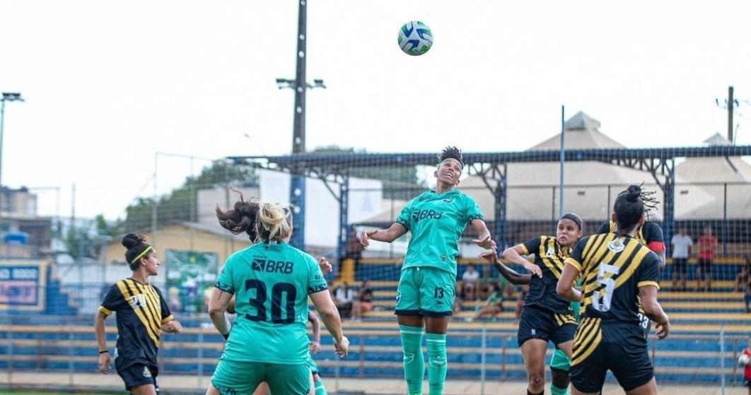 Minas Brasília goleia Cresspom e ultrapassa rival na tabela