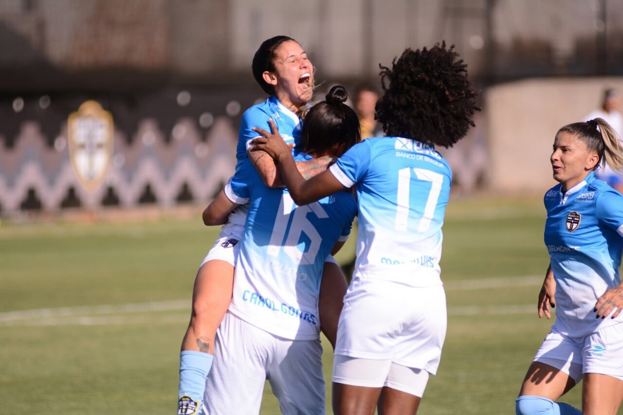 Com hat-trick de Gaby Soares, Real Brasília goleia Cresspom em estreia no Candangão Feminino
