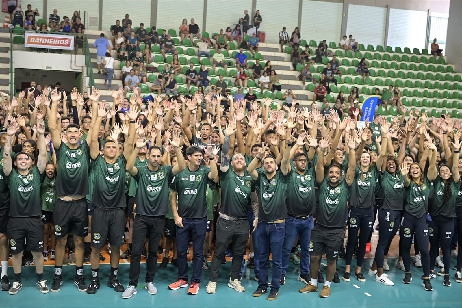 Brasília Vôlei apresenta elencos para a temporada 23/24