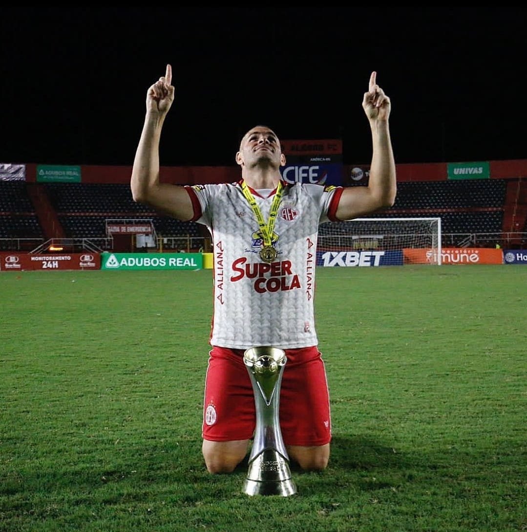 Ídolo do América-RN pode ser o camisa 9 de clube candango