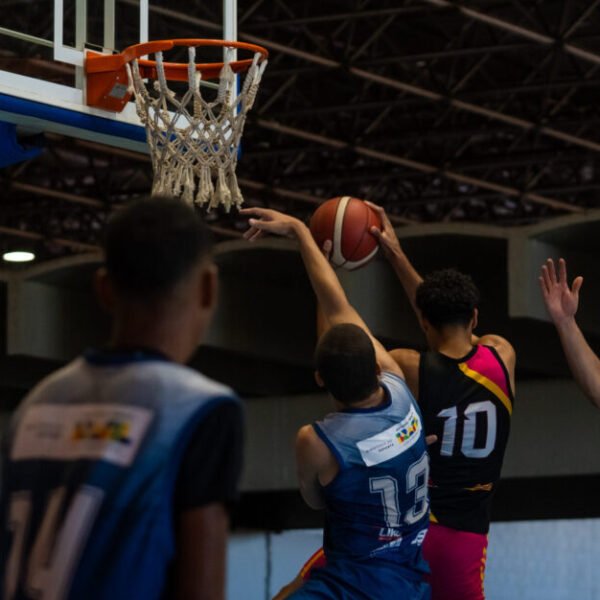 Segunda rodada do CBDF 2026 marca estreia das categorias masculinas e primeira equipe acima dos 100 pontos