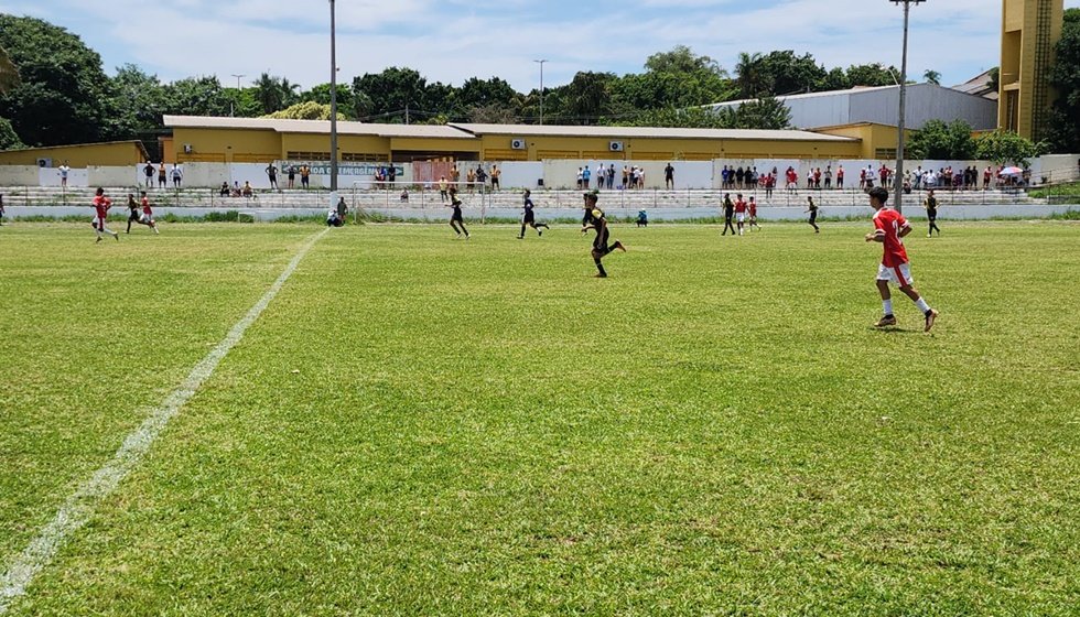 Brasília goleia Guaraense no jogo de volta e está na final do Candanguinho Sub-15