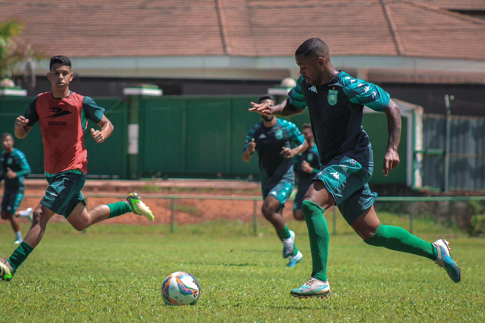 Prestes a estrear no Candangão, Gama acerta com novo preparador físico