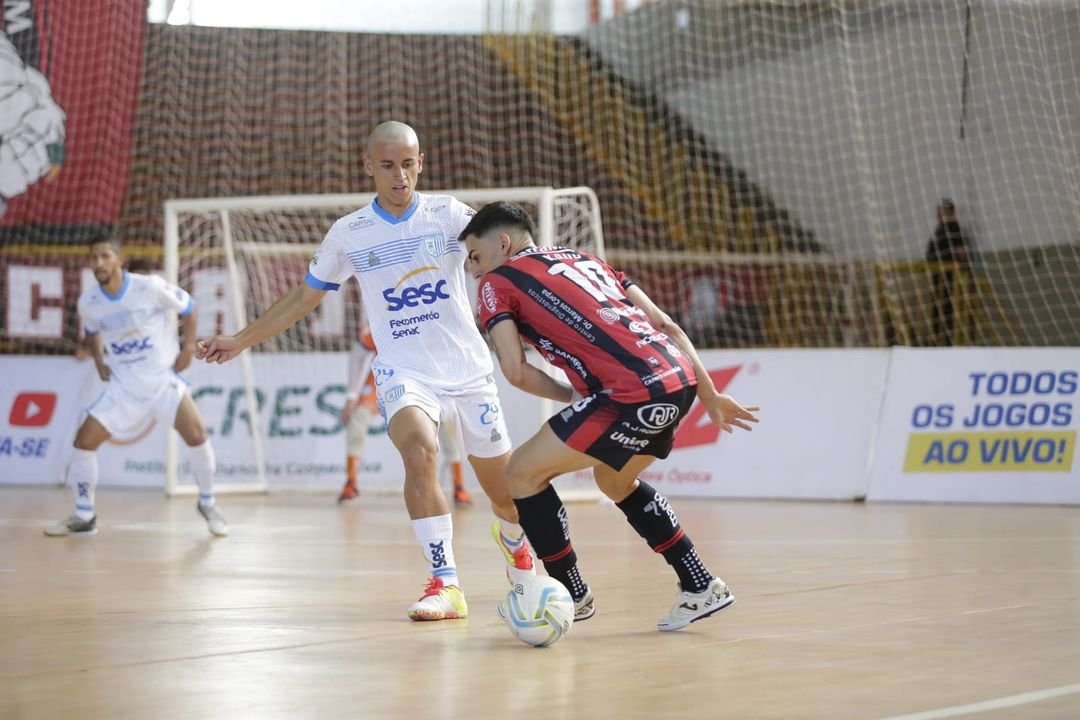 Brasília Futsal é goleado no Paraná e segue sem vencer pela LNF