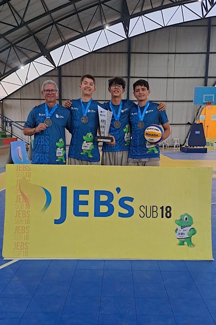 Atletas do Colégio Seriös levam medalha nos Jogos Escolares Brasileiros 2024