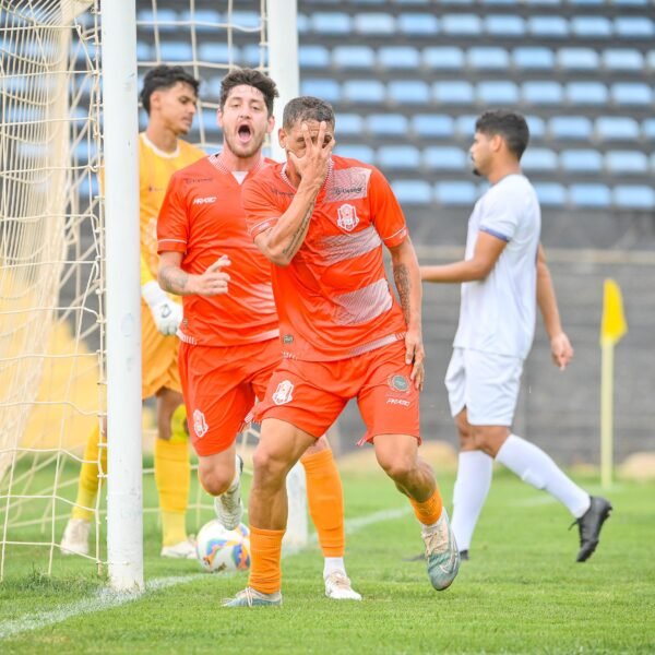 Legião reverte vantagem do Taguatinga e vai à final da Série B candanga