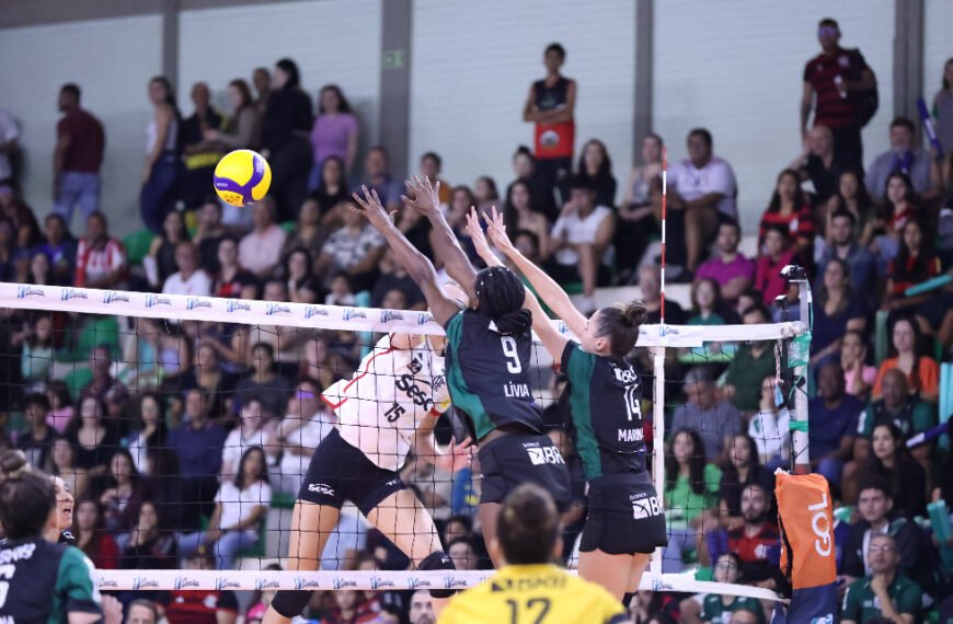 Sesc Flamengo vence Brasília Vôlei em estreia na Superliga Feminina no Sesi Taguatinga