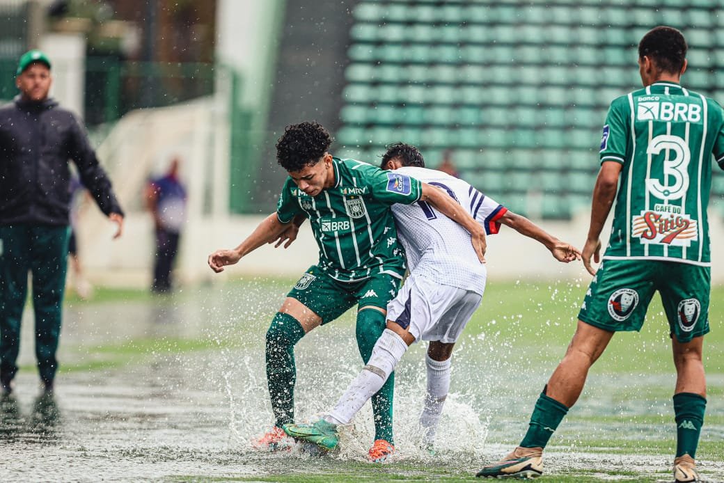 Placares da ida, deixa o sub-17 indefinido para os jogos da volta