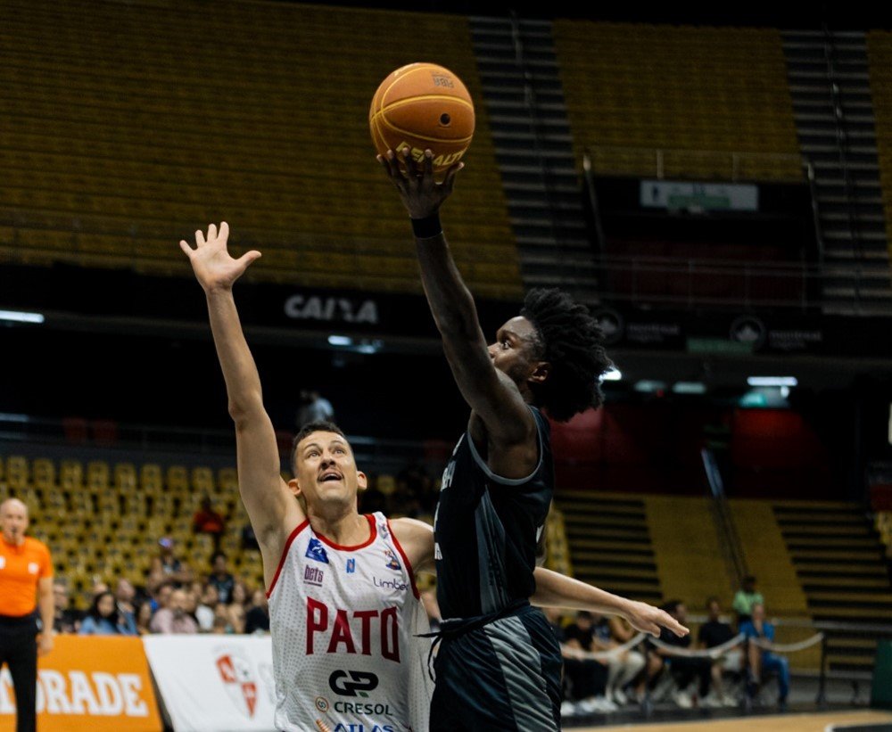 Brasília protagoniza virada eletrizante e segue invicto em casa pelo NBB