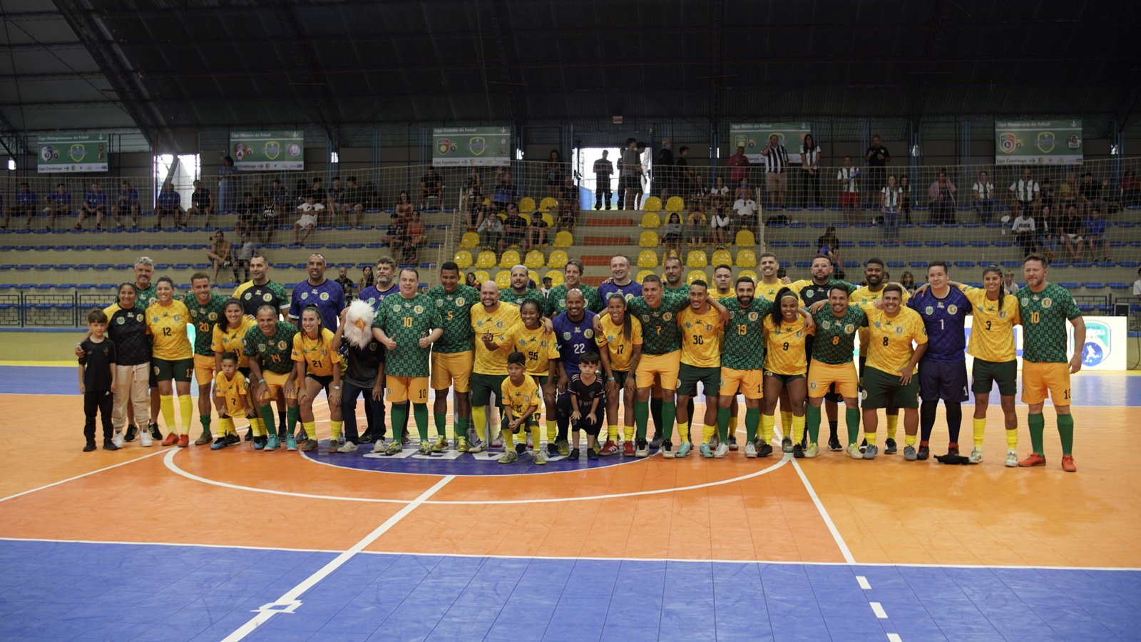 Brasília recebeu jogo com grandes nomes do futsal e do futebol brasileiro