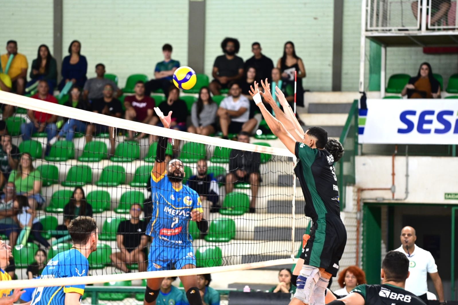 Brasília Vôlei vence e segue invicto na Superliga B Masculina