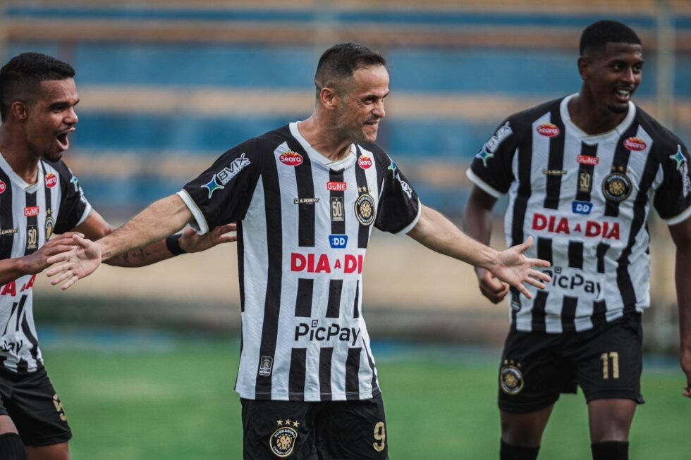 Sobradinho renova com artilheiro alvinegro do Candangão para a próxima temporada