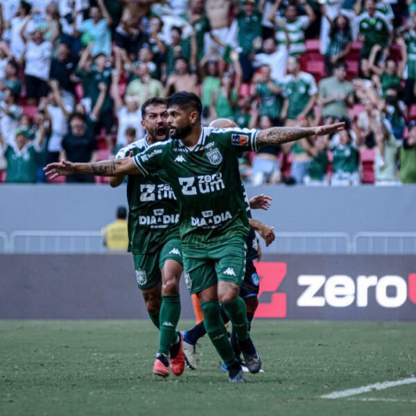 Gama mantém a base campeã candanga e oxigena o elenco