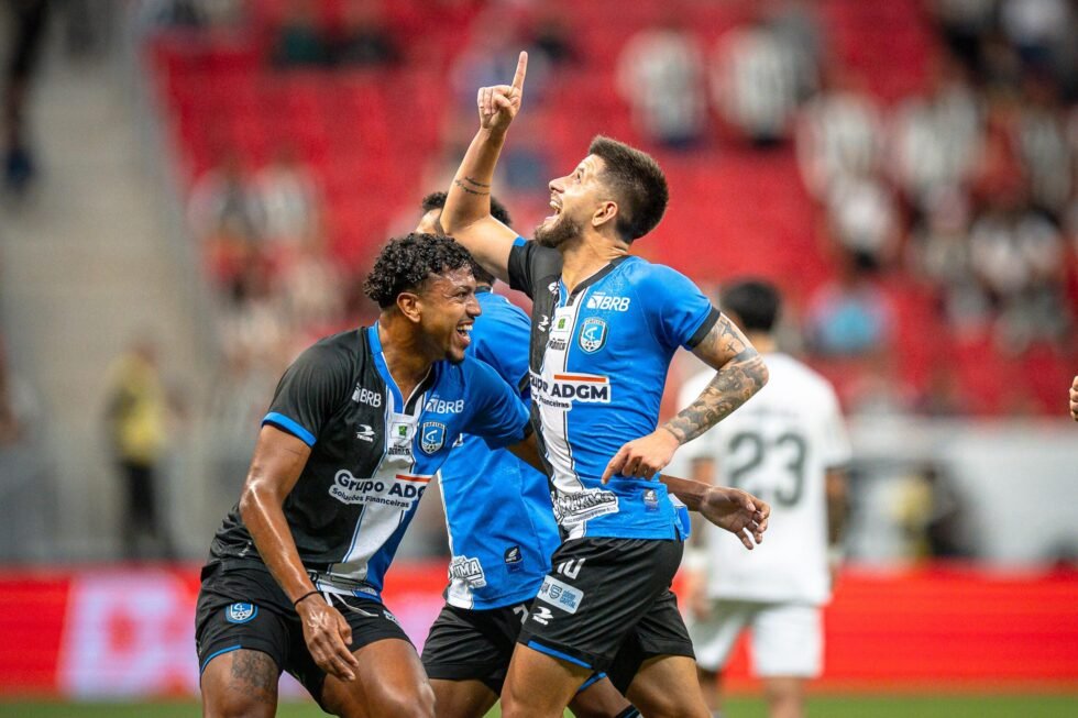 Capital repatria meia autor de golaço na Copa do Brasil