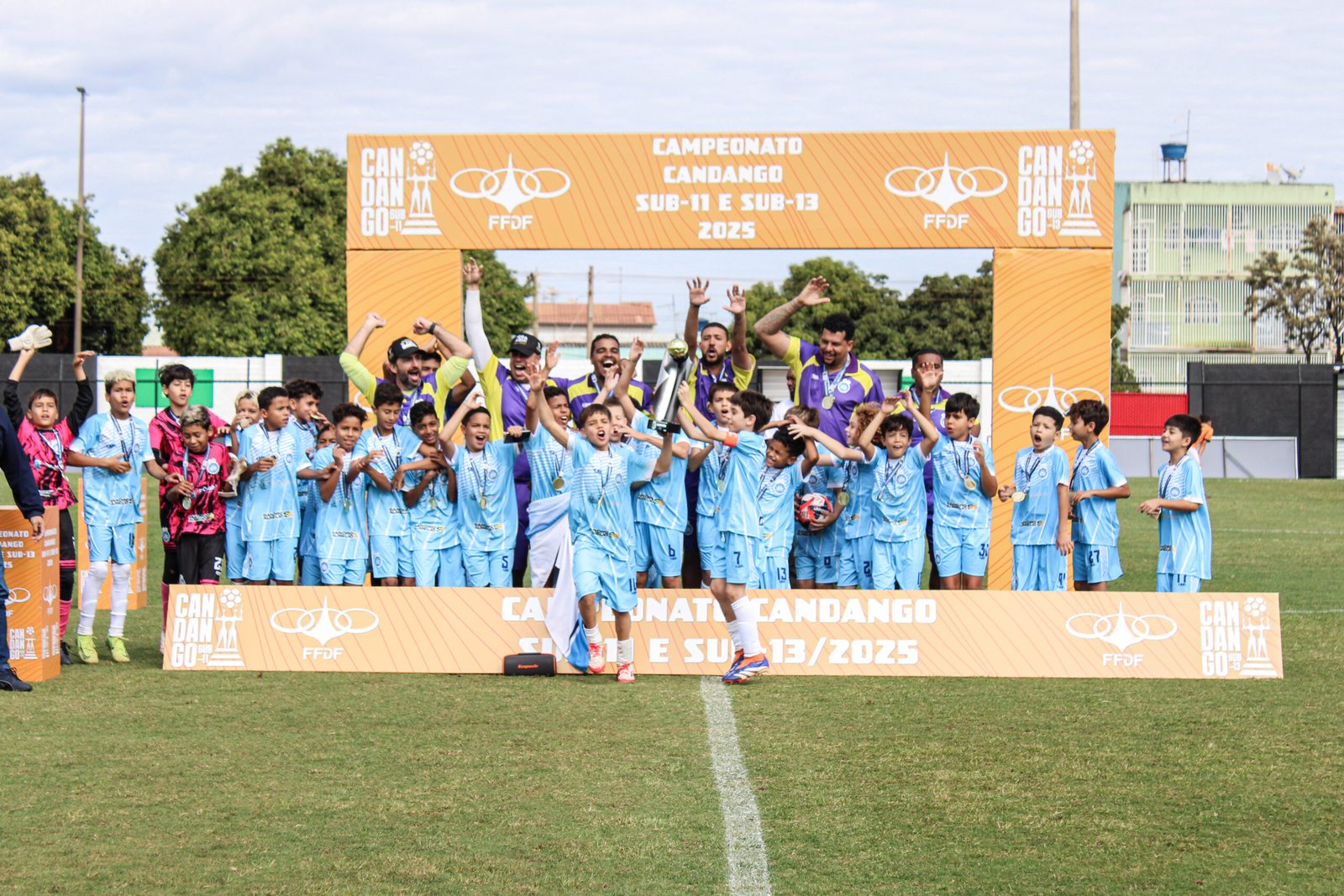 Luziânia Sub-11 campeão Candango de 2025