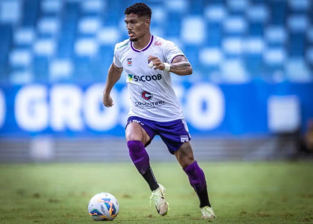 Ceilândia contrata jogador da Série C para sequência da temporada