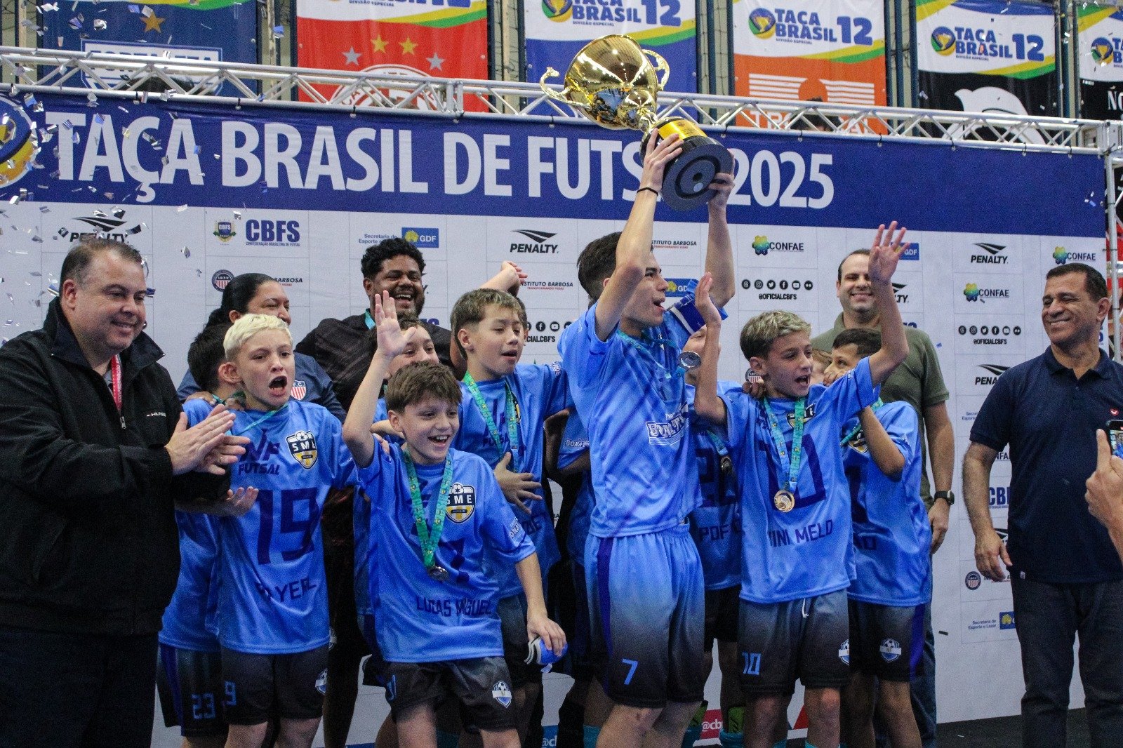 Em linda festa, Imperial conquista Taça Brasil de Futsal Sub-12 invicto