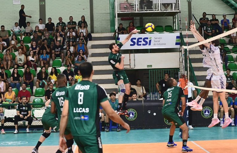 Brasília Vôlei renova elenco masculino em busca do acesso na Superliga