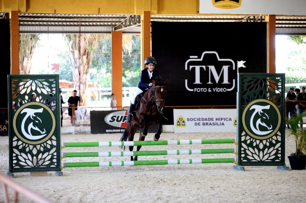 Campeonato Brasileiro de Saltos de Escolas movimenta o final de semana na Hípica de Brasília