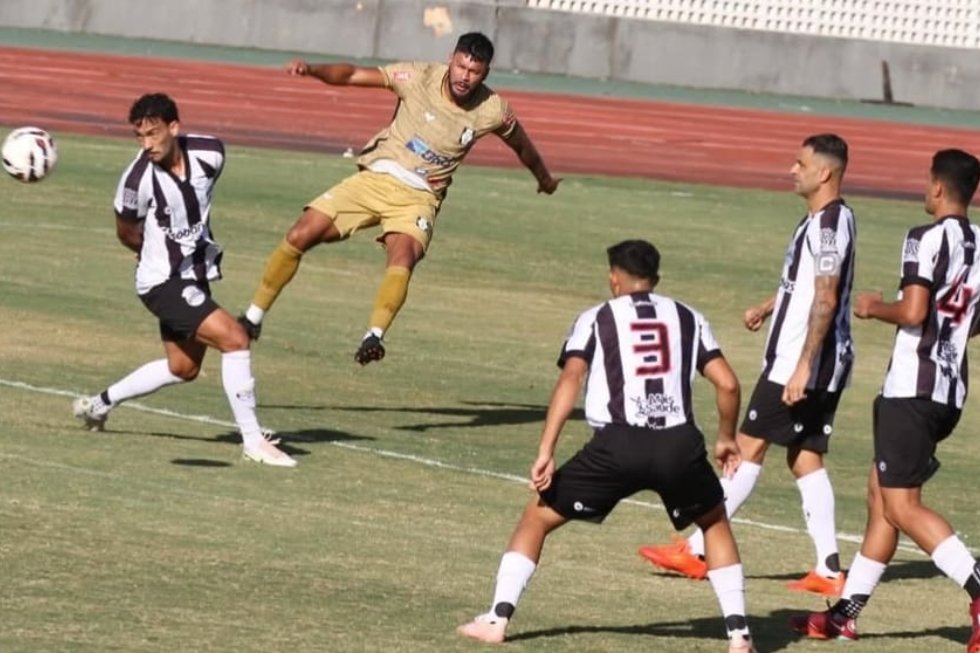 Ceilândia deixa vitória escapar e fica no empate com o Goiânia