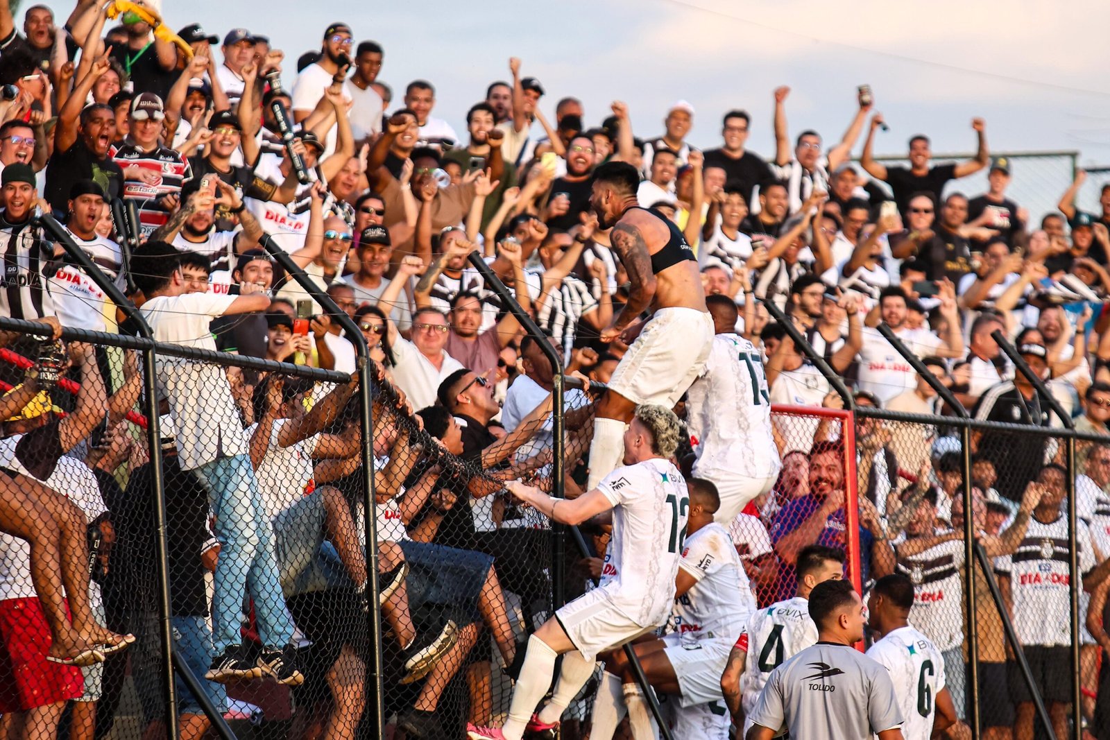 Com gol de Tarta no fim, Ceilândia bate o Água Santa e avança na Série D