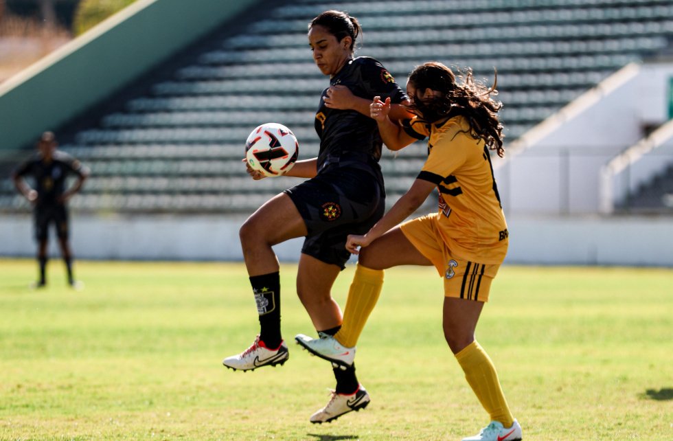 Minas Brasília vence a primeira e Ceilândia lidera o feminino Sub-17