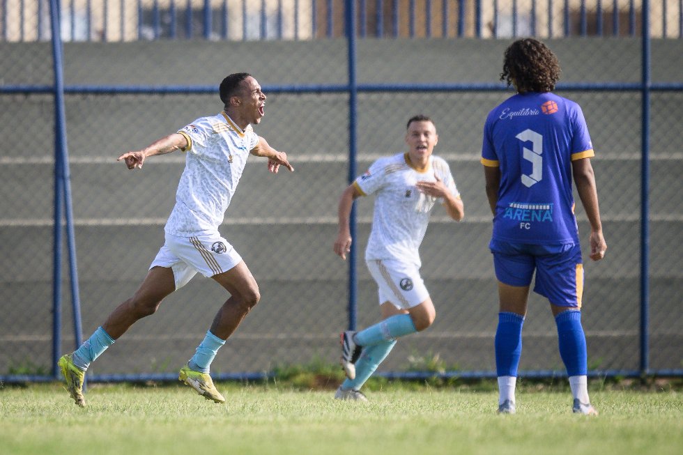 Riacho City bate Grêmio Valparaíso e arranca a primeira vitória na Série B