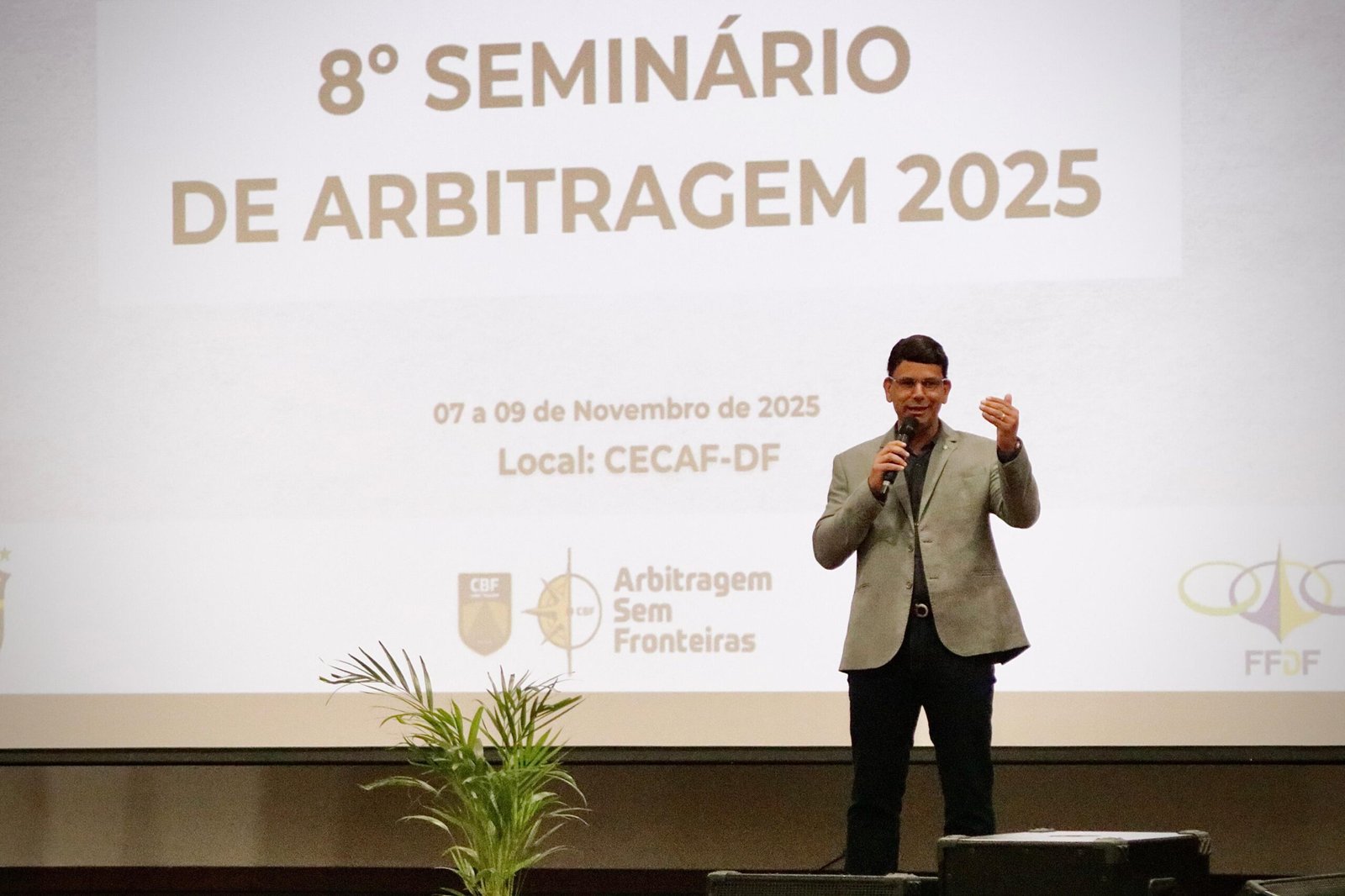 Árbitros do DF iniciam participação no Seminário Arbitragem sem Fronteiras
