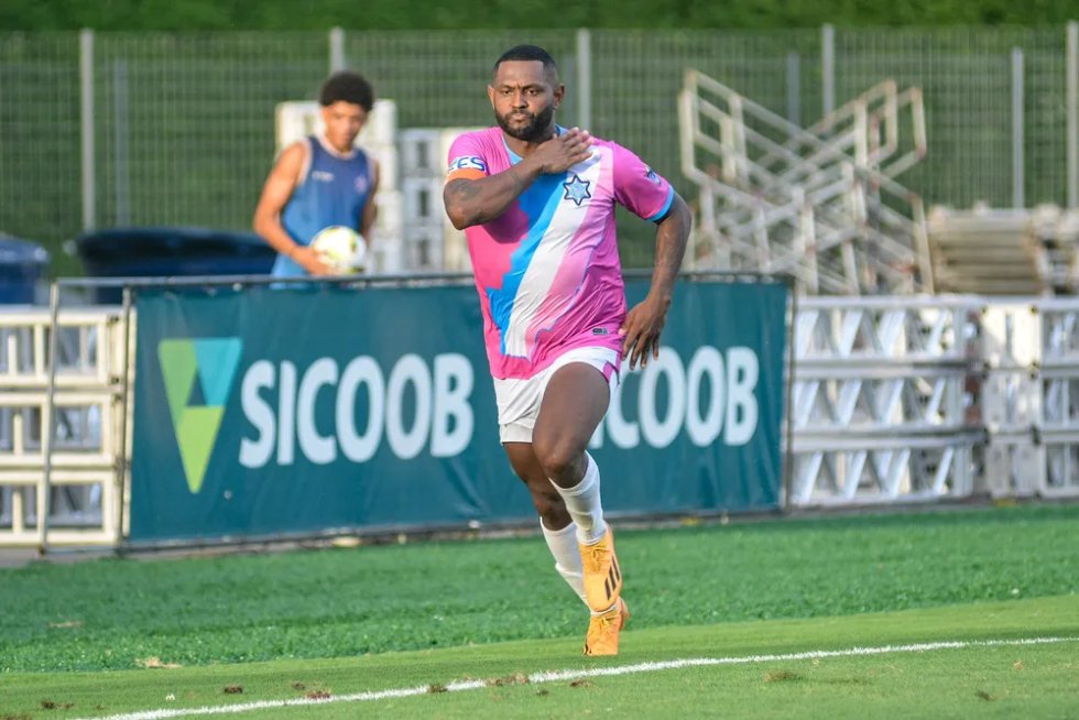 Paranoá fecha com Jobson para fugir das últimas posições do Candangão