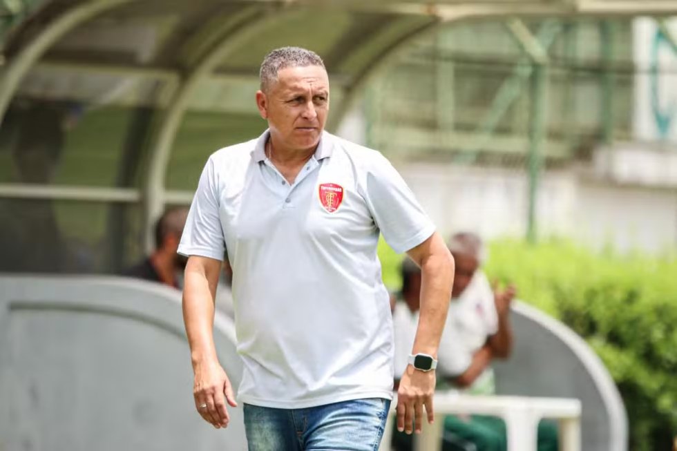 Sem tempo a perder, Brasília acerta com novo treinador para o Candangão
