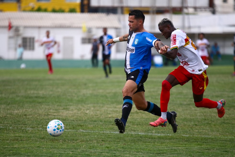 Capital avança para a terceira fase da Copa do Brasil em disputa de pênaltis