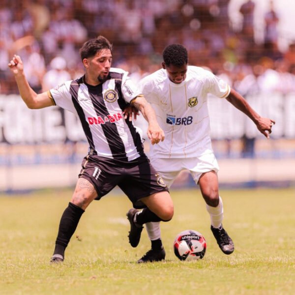 Tudo igual no Defelê: Sobradinho e Samambaia ficam no 0x0