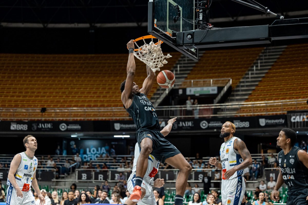 Brasília vira duelo no NBB e permanece no G4