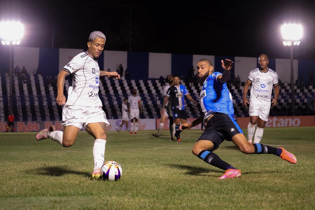 Capital sofre empate no fim e é eliminado da Copa Centro-Oeste