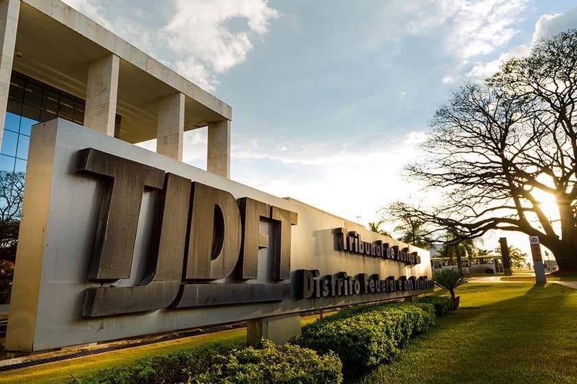 Disputa judicial no TJDFT escancara divisão entre clubes e investidores da FFU