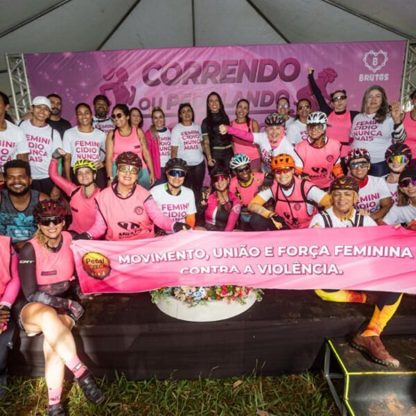 Correndo ou pedalando, mulheres ganham força contra a violência