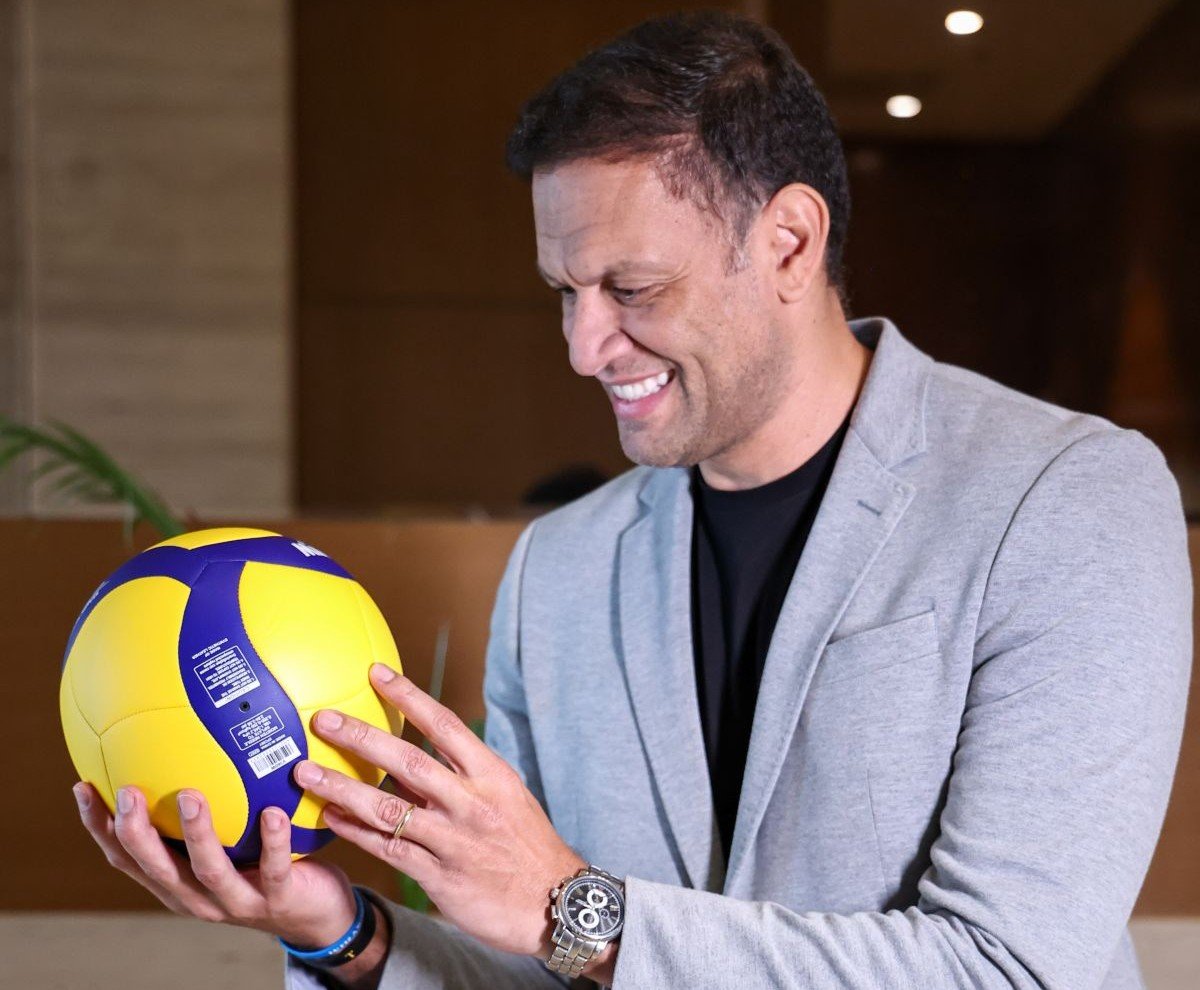 Das quadras de vôlei para o mundo dos negócios